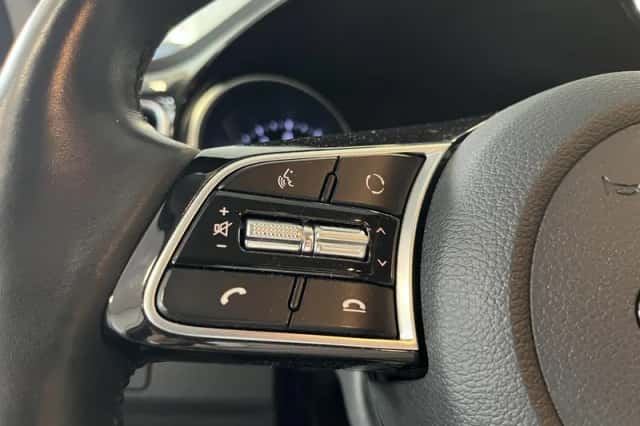 Kia XCeed (2020) thumbnail 6
