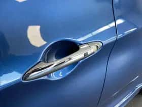 Kia Picanto (2015) thumbnail 2