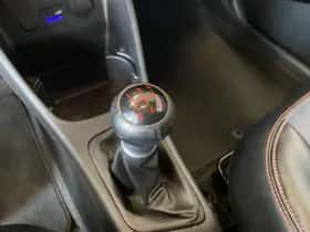 Kia Picanto (2015) thumbnail 13