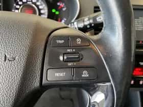 Kia Picanto (2015) thumbnail 5