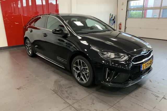 Kia Proceed (2021) thumbnail 24