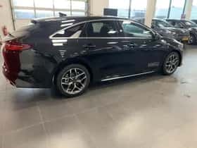 Kia Proceed (2021) thumbnail 25