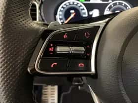 Kia Proceed (2021) thumbnail 5