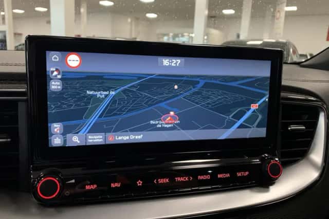 Kia Proceed (2021) thumbnail 10