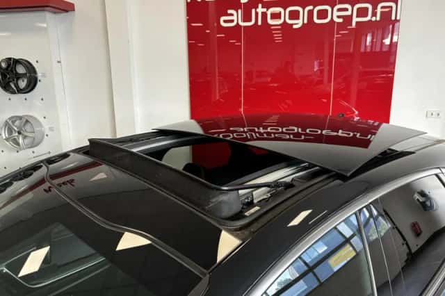 Kia Proceed (2021) thumbnail 2