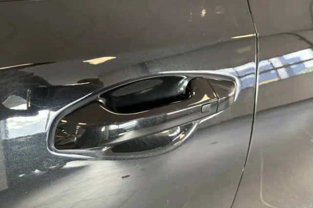 Kia Proceed (2021) thumbnail 3