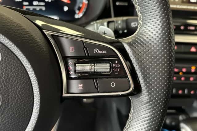 Kia Proceed (2021) thumbnail 9