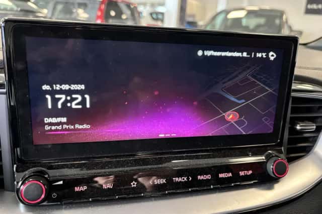 Kia Proceed (2021) thumbnail 10