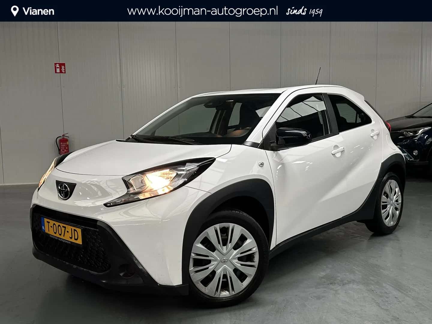 Toyota Aygo (2023) — foto 1
