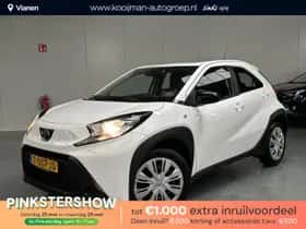 Toyota Aygo (2023) thumbnail 1