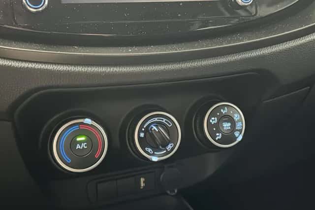 Toyota Aygo (2023) thumbnail 13