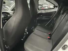 Toyota Aygo (2023) thumbnail 15