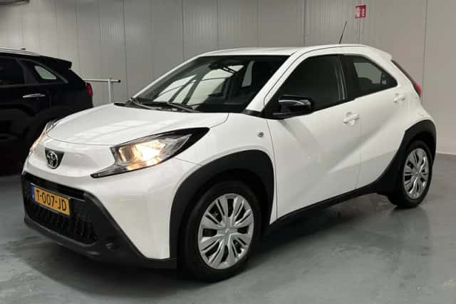 Toyota Aygo (2023) thumbnail 19