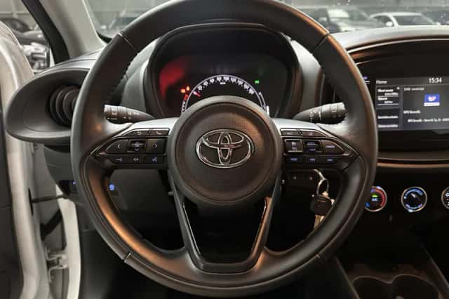 Toyota Aygo (2023) thumbnail 10