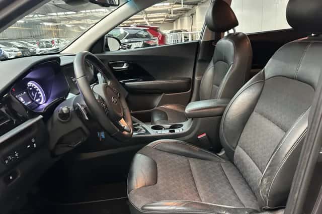 Kia Niro (2021) thumbnail 2