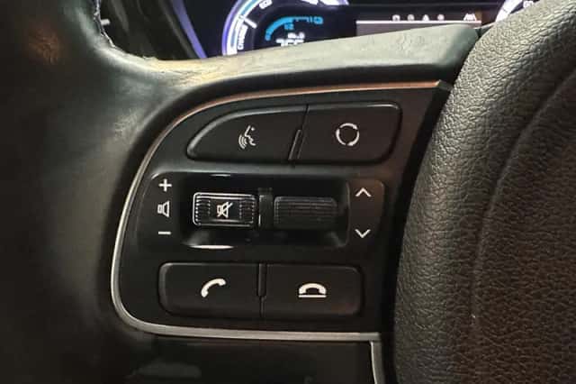 Kia Niro (2021) thumbnail 10