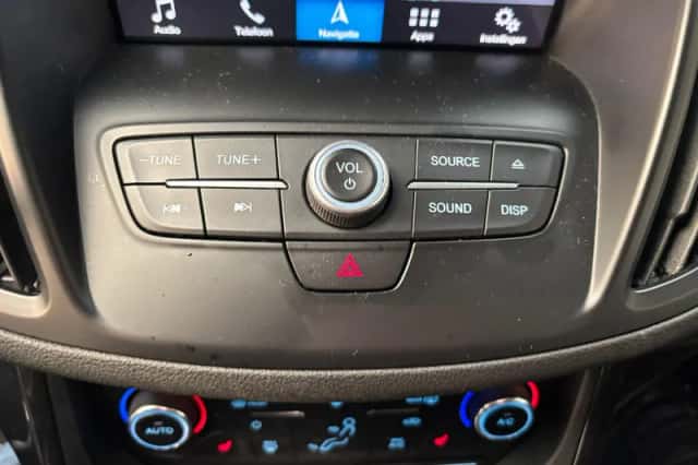 Ford Kuga (2018) thumbnail 13