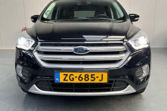 Ford Kuga (2018) thumbnail 24