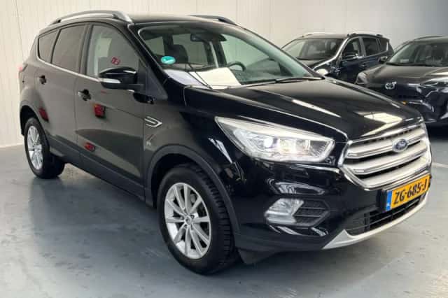 Ford Kuga (2018) thumbnail 25