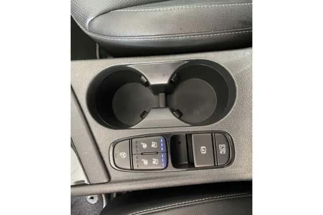 Kia Niro (2022) thumbnail 16