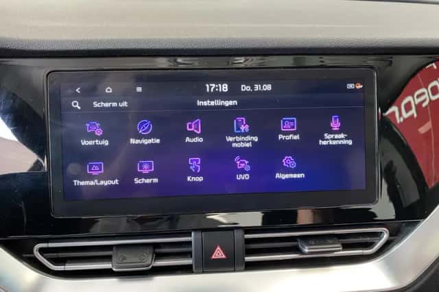Kia Niro (2022) thumbnail 7