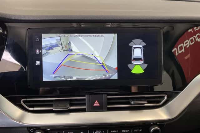 Kia Niro (2022) thumbnail 10
