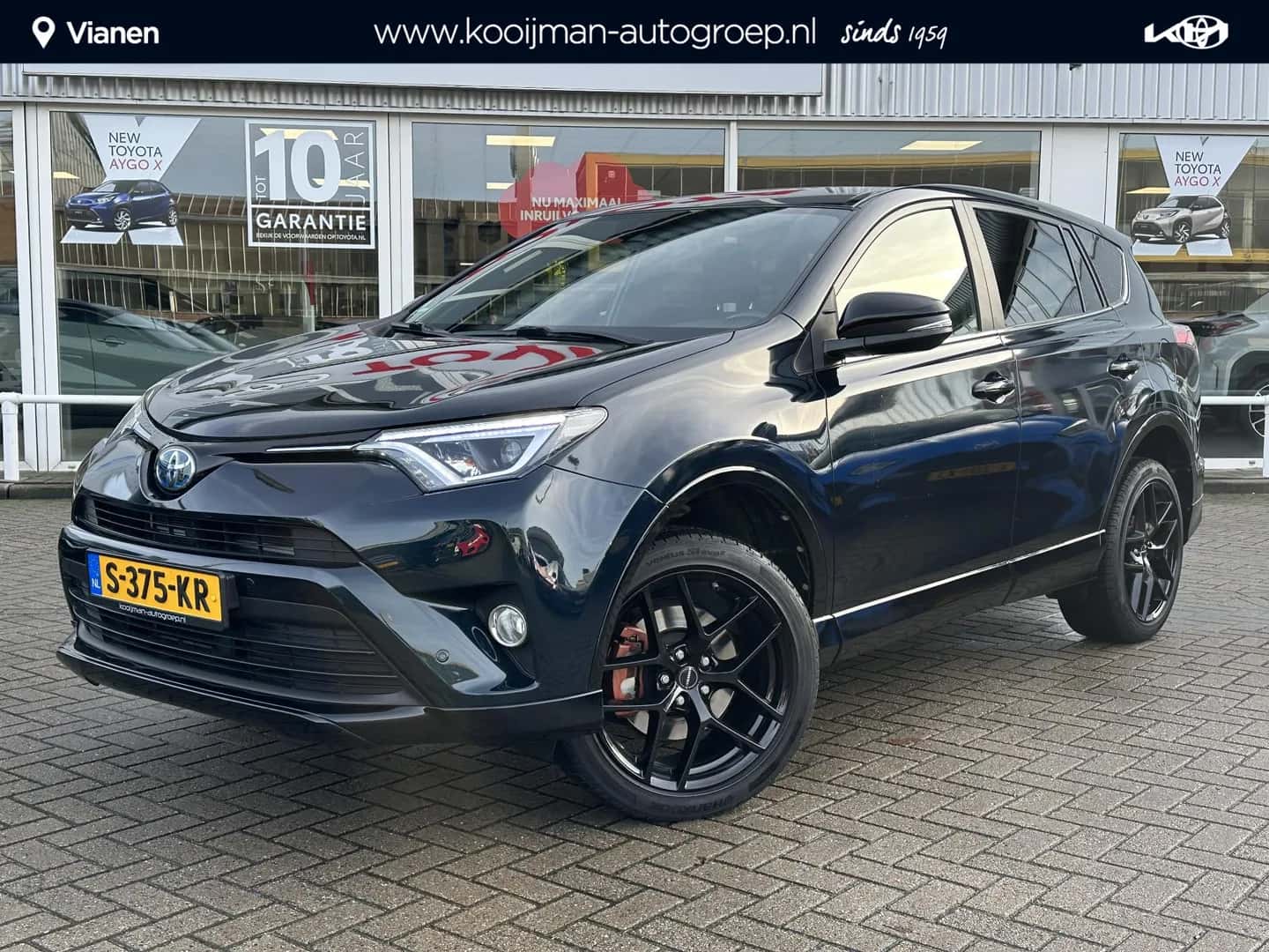 Toyota RAV4 (2018) — foto 1