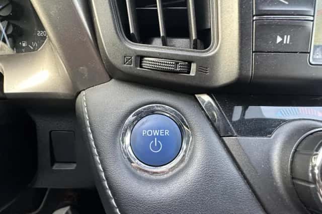 Toyota RAV4 (2018) thumbnail 14