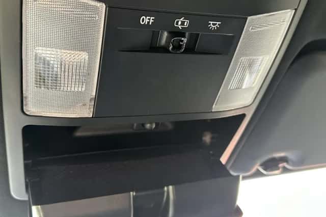 Toyota RAV4 (2018) thumbnail 19