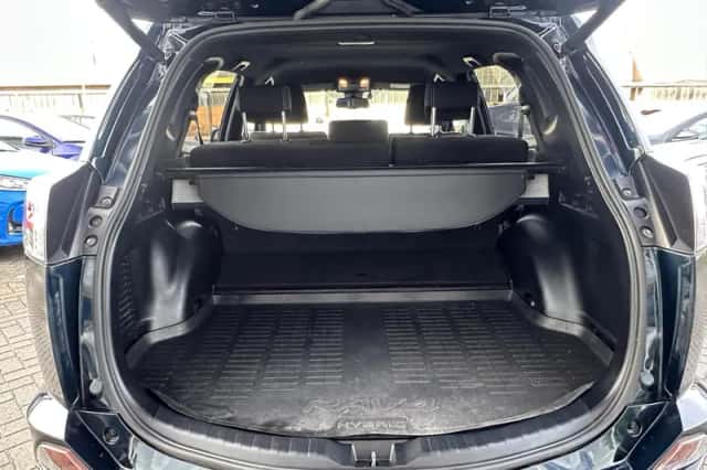 Toyota RAV4 (2018) thumbnail 24