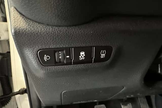 Kia Picanto (2020) thumbnail 13