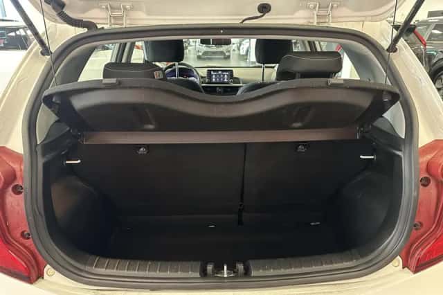 Kia Picanto (2020) thumbnail 16