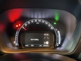 Toyota Aygo (2024) thumbnail 6
