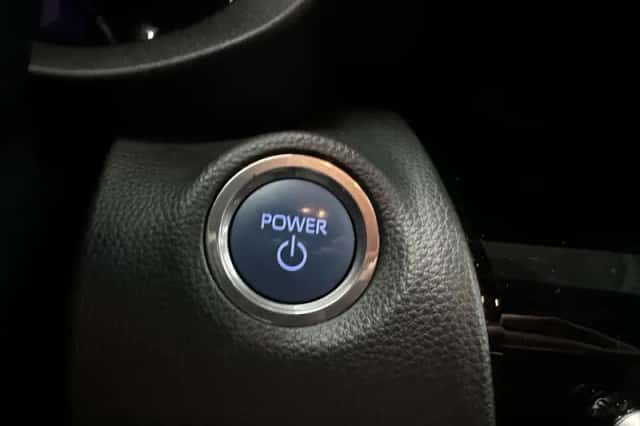 Toyota Yaris Cross (2021) thumbnail 11
