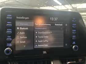 Toyota C-HR (2020) thumbnail 15