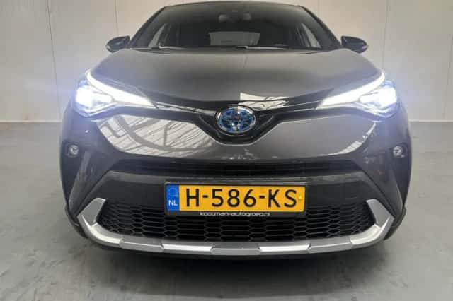 Toyota C-HR (2020) thumbnail 28