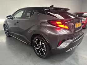 Toyota C-HR (2020) thumbnail 32