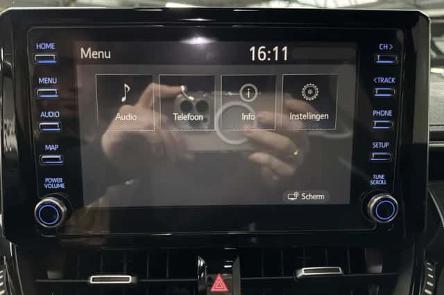 Toyota Corolla (2021) thumbnail 13