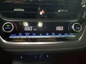 Toyota Corolla (2021) thumbnail 15
