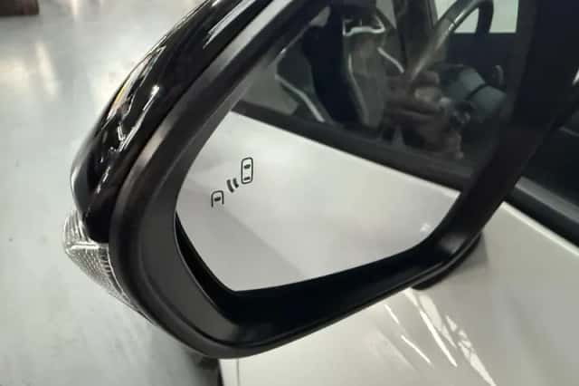 Toyota Corolla (2021) thumbnail 20