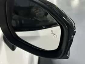Toyota C-HR (2024) thumbnail 28
