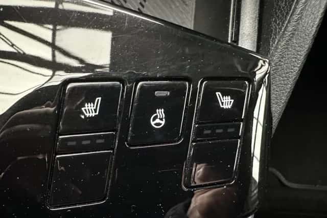 Kia Sportage (2022) thumbnail 17