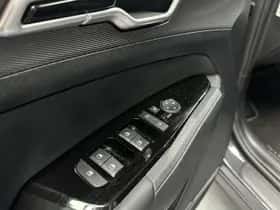 Kia Sportage (2022) thumbnail 3