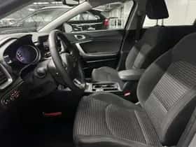 Kia Ceed Sportswagon (2022) thumbnail 2