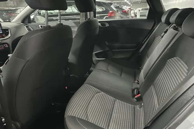Kia Ceed Sportswagon (2022) thumbnail 16