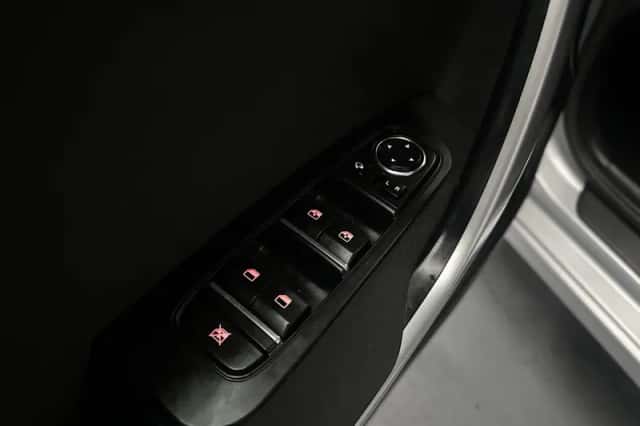 Kia Ceed Sportswagon (2022) thumbnail 3