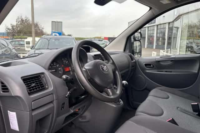 Toyota Proace (2014) thumbnail 2