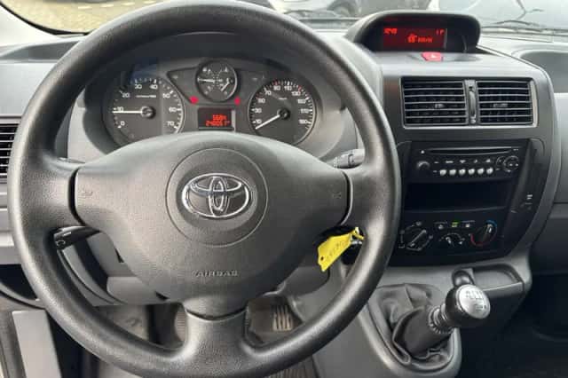 Toyota Proace (2014) thumbnail 6