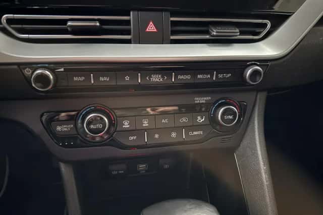 Kia Niro (2020) thumbnail 15