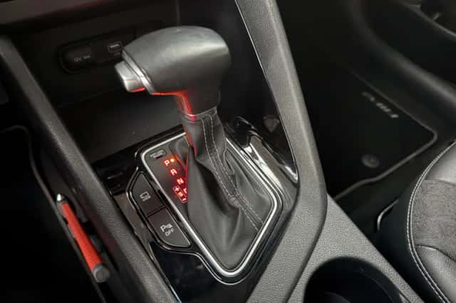 Kia Niro (2020) thumbnail 16